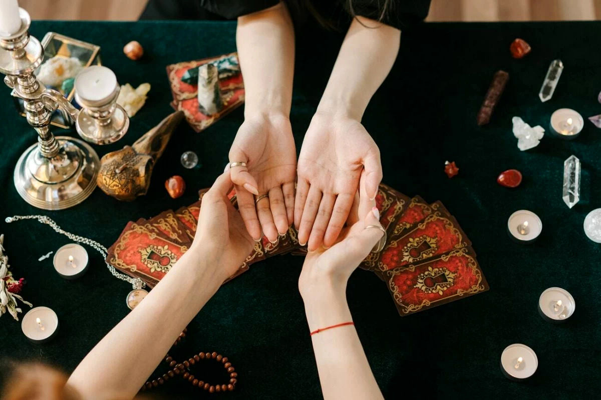 هشدار درباره کلاهبرداری با ترفند رمالی و دعانویسی