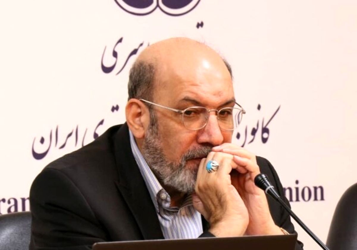 در جذب بیرویه دانشجوی حقوق، بازبینی شود